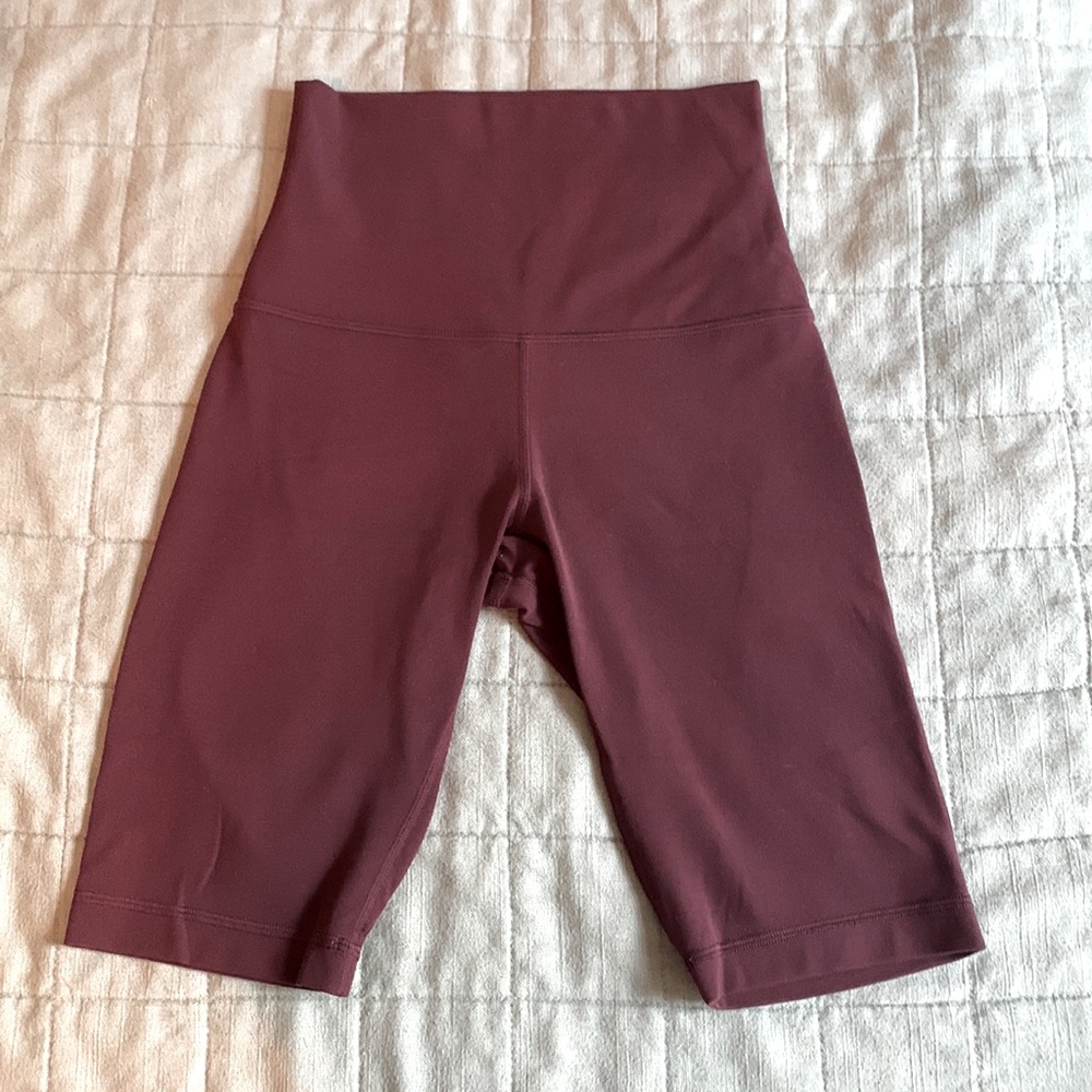 Lululemon Size 4 High-Waisted Align Biker Shorts - Burgundy